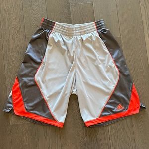 Adidas Basketball Shorts - Medium